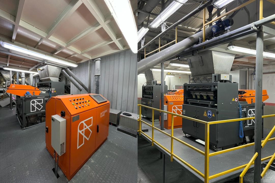 Reciclar添置的陶朗AUTOSORT? FLAKE瓶片分選機